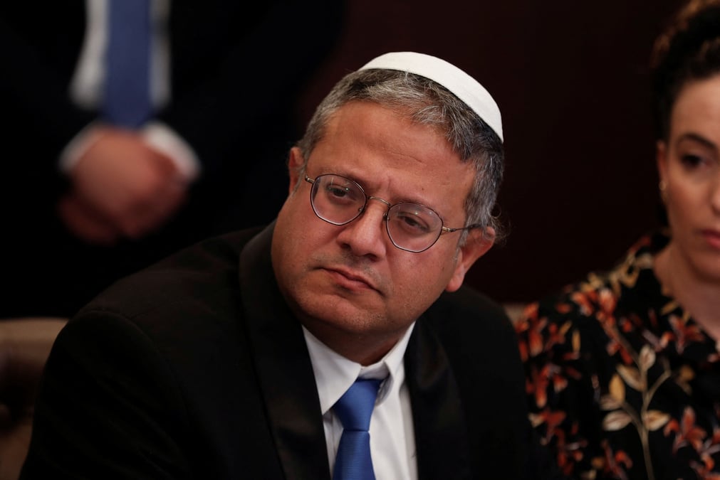 Le nouveau ministre israelien de la securite, issu de l'extreme droite, assiste a la reunion hebdomadaire du cabinet a jerusalem