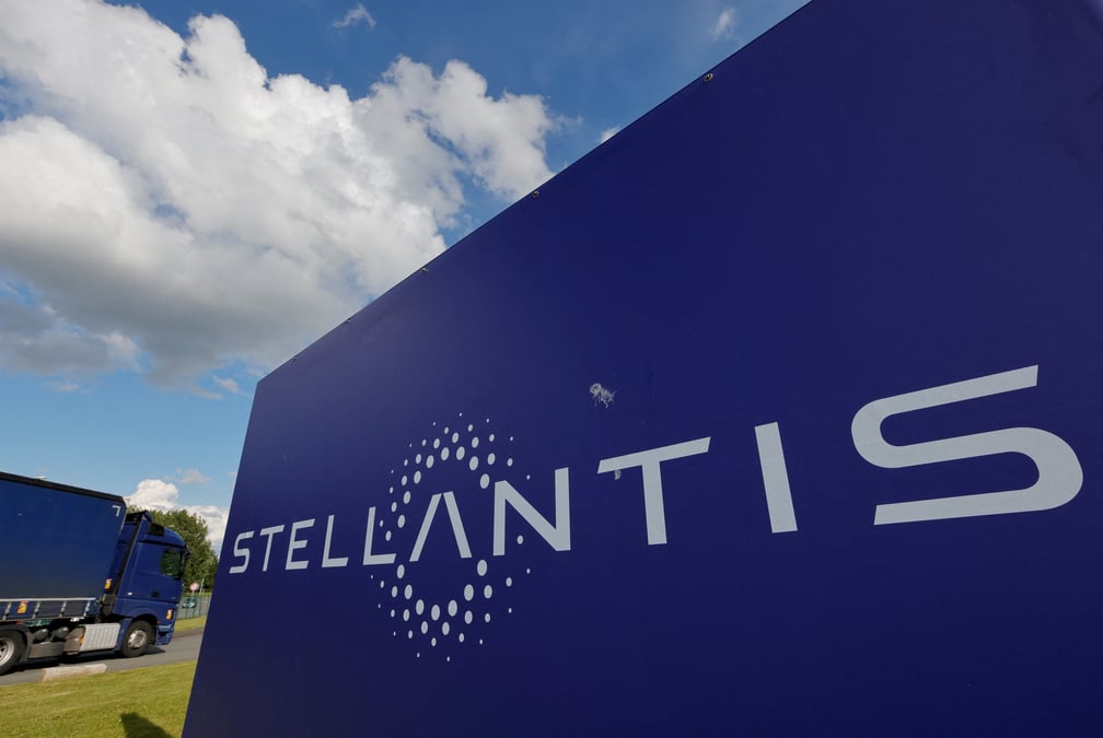 Photo d'archives du logo de stellantis