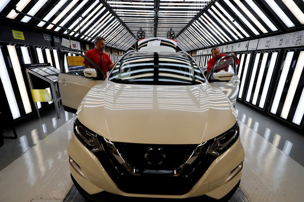 Nissan suspend la production sur son site anglais de sunderland