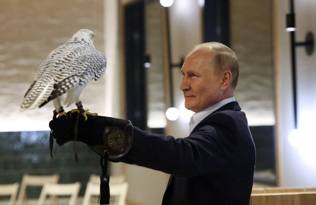 Poutine approuve une nouvelle politique etrangere fondee sur le concept de "monde russe"