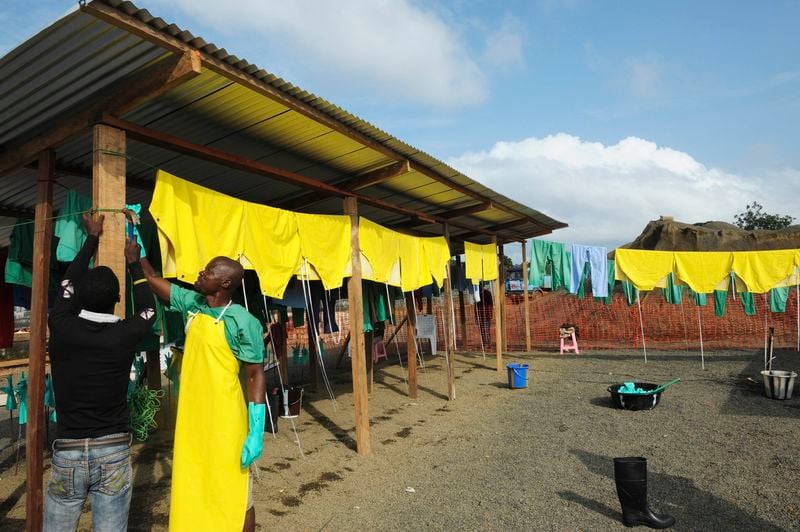 Ebola: l'OMS prévoit une hausse exponentielle des cas au Liberia