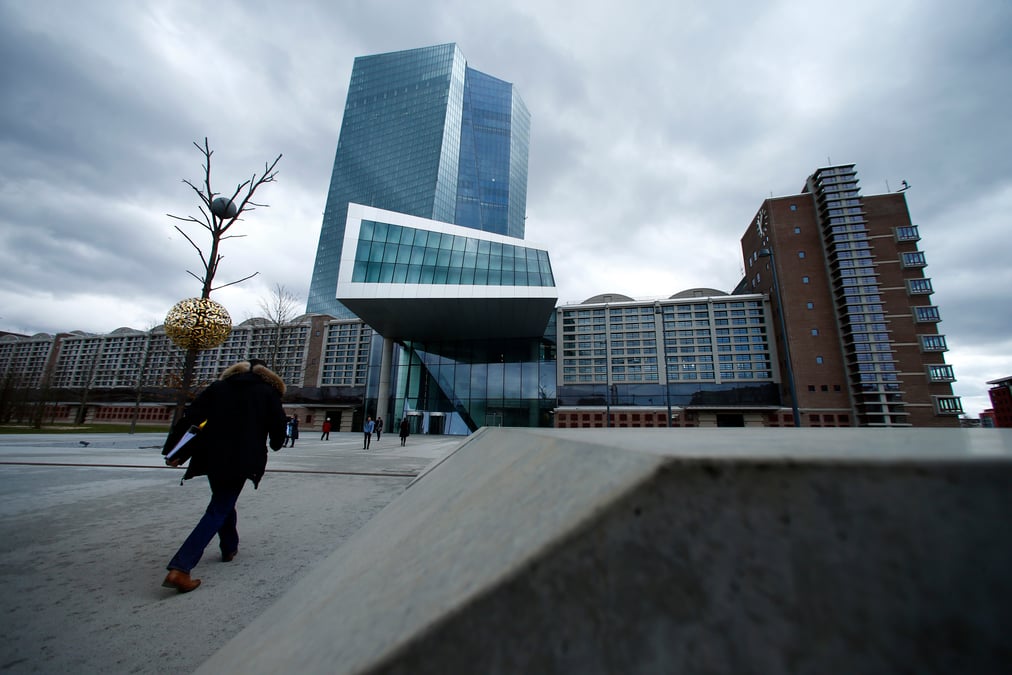 Taux: la bce peut reporter les hausses en cas de croissance faible