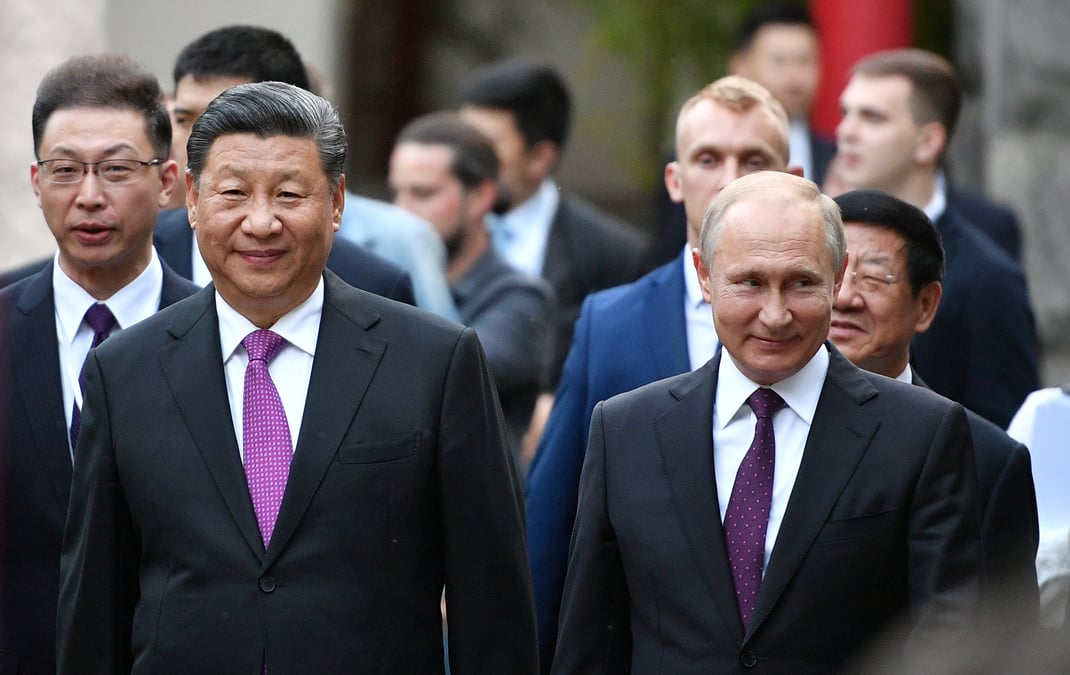 A moscou, xi jinping salue vladimir poutine, son meilleur ami