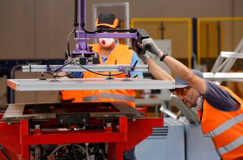 Baisse inattendue de la production industrielle en mai