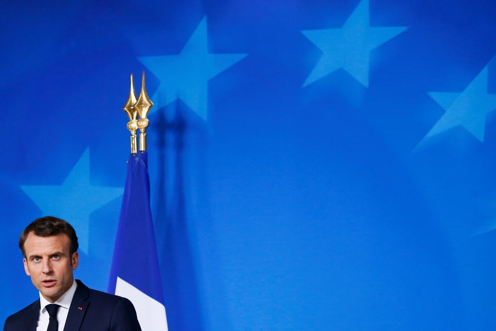 Cote de popularite de macron legerement en hausse