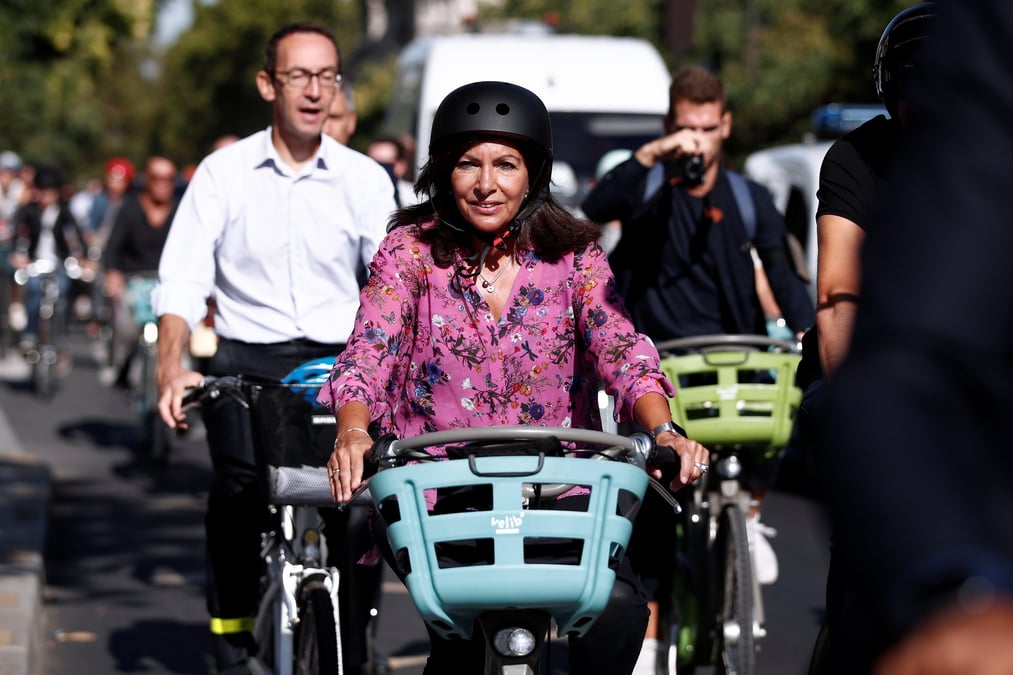Hidalgo en tete au premier tour des municipales a paris