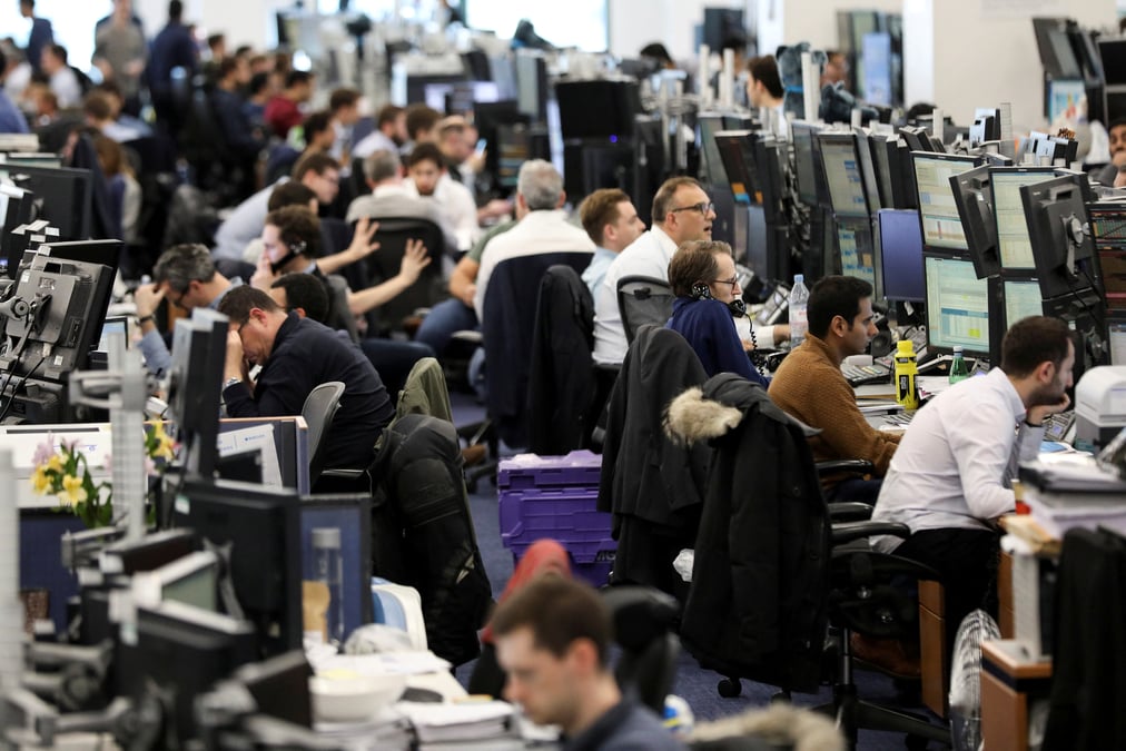 Les principales bourses europeennes reculent en debut de seance