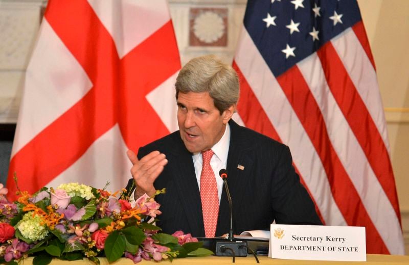 Pour Kerry, une intervention russe en Ukraine serait une "erreur"