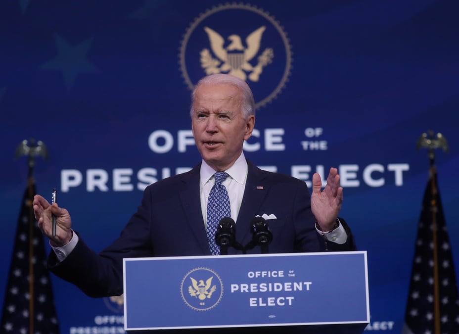 Joe biden choisit miguel cardona comme secretaire a l'education