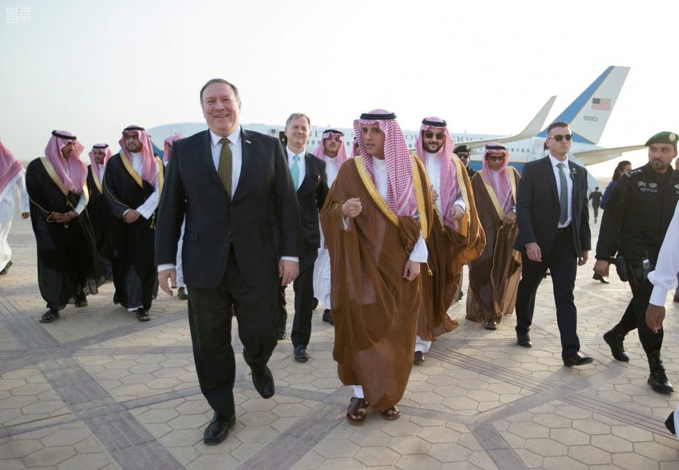 A peine nomme secretaire d'etat, pompeo part au proche-orient