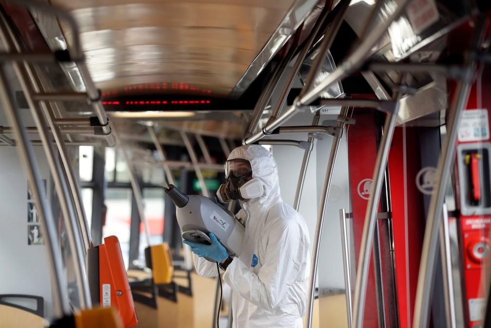 Coronavirus: la republique tcheque ferme presque completement ses frontieres