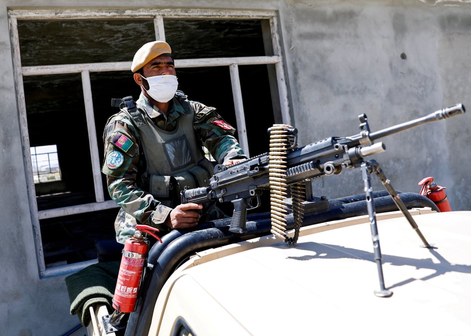 Plus de 150 soldats afghans tues ou blesses en 24 heures
