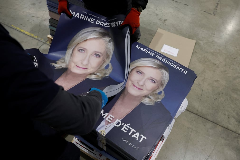 En cas de defaite, marine le pen ne briguera plus l'elysee "a priori"