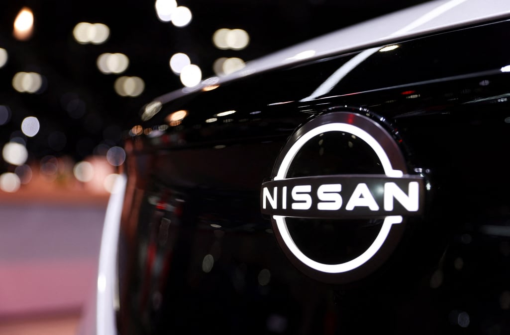 Logo de nissan a los angeles, californie, etats-unis
