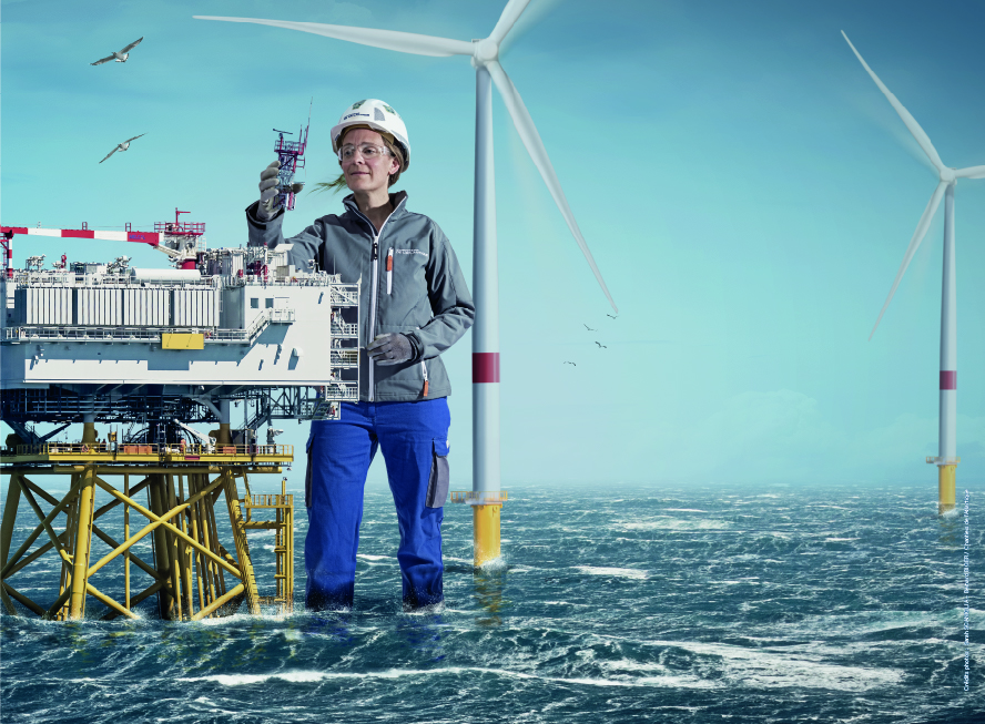 Cette année, les Chantiers de l’Atlantique recrutent 500 personnes en CDI. A cette occasion, une campagne de communication est lancée en Loire-Atlantique, à Nantes et St Nazaire.