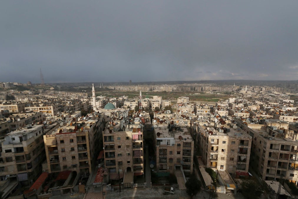 L'armee syrienne fait le siege des quartiers rebelles d'alep