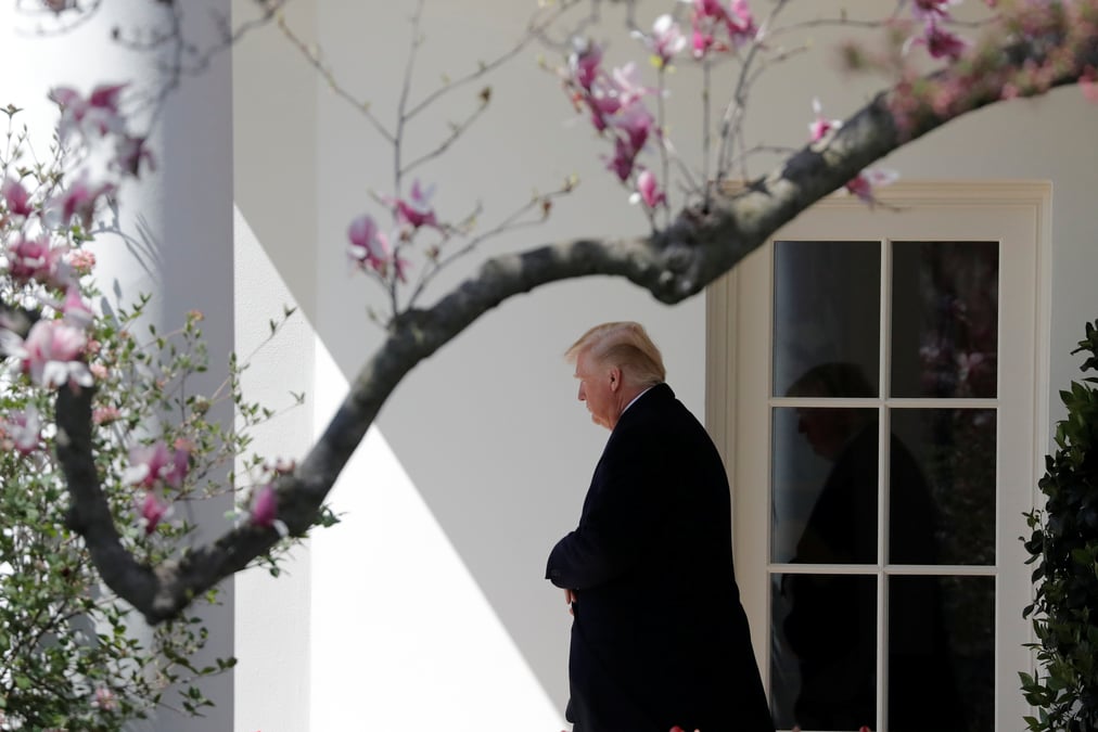 Trump entretient le flou sur une possible frappe contre la syrie