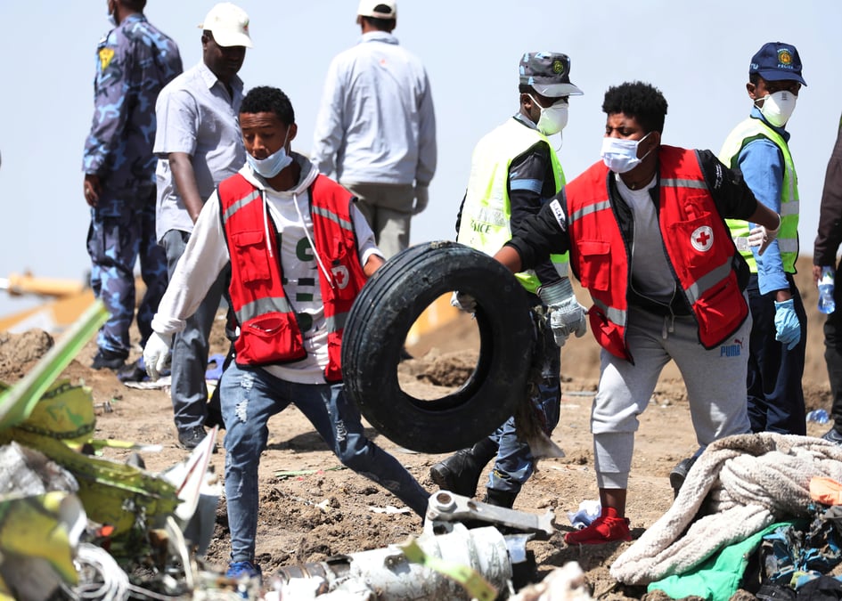 La boite noire du boeing 737 d'ethiopian airlines retrouvee