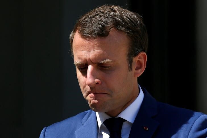 Deux tiers des francais mecontents de l'action de macron