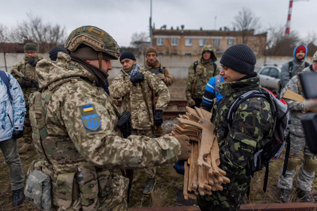 L'ukraine commence l'enrolement de reservistes