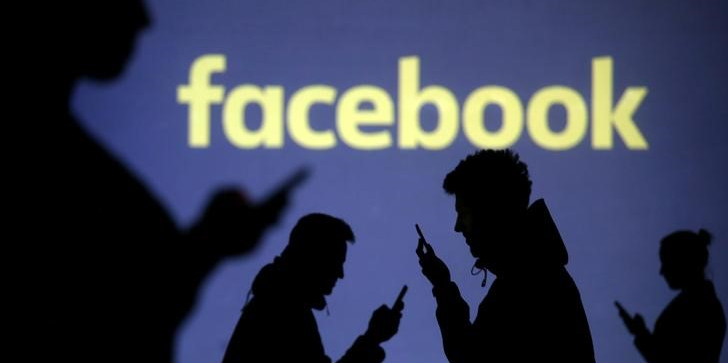 La russie va verifier d'ici a decembre si facebook respecte sa legislation