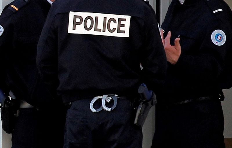 Arrestation de quatre policiers de la bac de stains pour extorsion de fonds