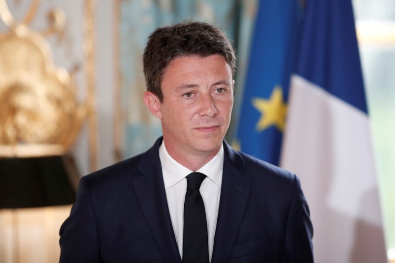 La question du maintien de pepy a la sncf ne se pose pas selon griveaux