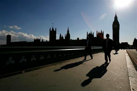UN CONSEIL DE SURVEILLANCE SUR LES NOTES DE FRAIS DES DÉPUTÉS BRITANNIQUES