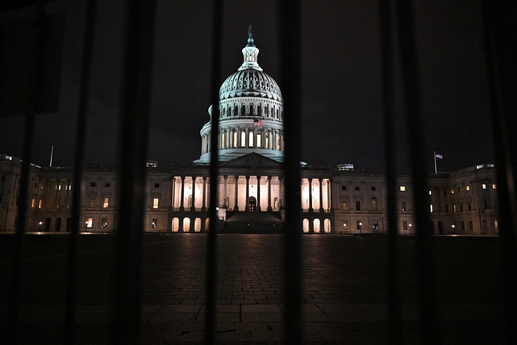 Etats-unis: le congres approuve un texte pour eviter un "shutdown"