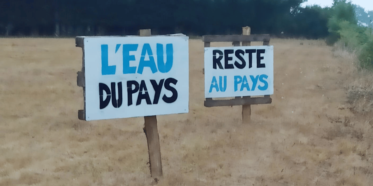 Le collectif de défense de l'eau du Montalet s'inquiète du forage exploratoire mené par le groupe Danone à Murat-sur-Vèbre.