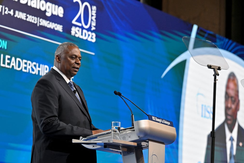 Lloyd austin lors du 20e dialogue shangri-la de l'iiss a singapour