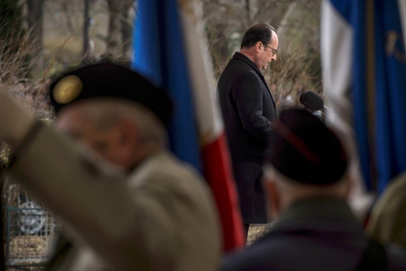 Hommage de francois hollande aux victimes de la guerre d'algerie