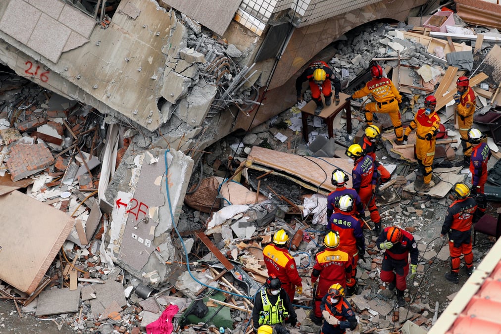 Taiwan: bilan inchange a hualien, ou les secours recherchent sept disparus