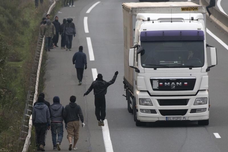 Les travaux du mur "anti-migrants" de calais vont commencer