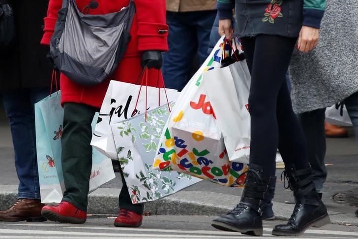 Les ventes au detail dans la zone euro augmentent plus que prevu