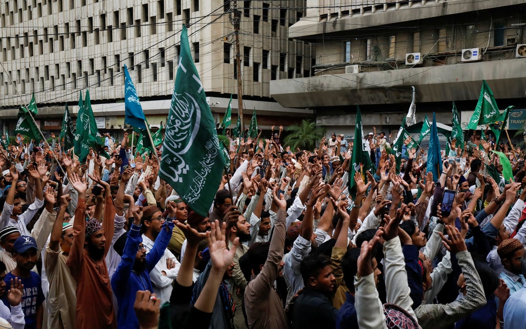 Manifestations au pakistan contre la reproduction de caricatures de mahomet en france