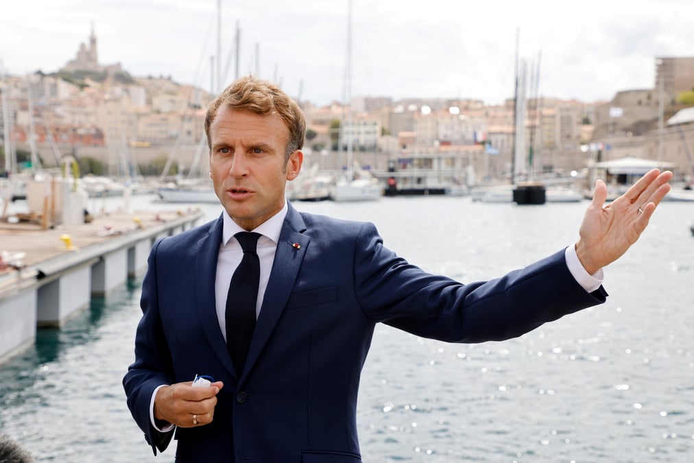Macron annonce que la france organisera un sommet sur les oceans dans les prochains mois