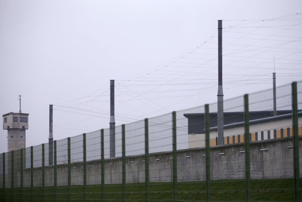 Perturbations dans les prisons a la veille d'un "blocage total"