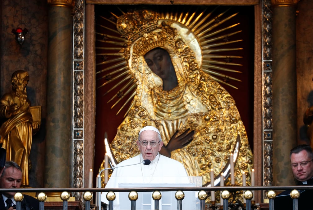 Le pape entame un voyage balte avec un message de tolerance