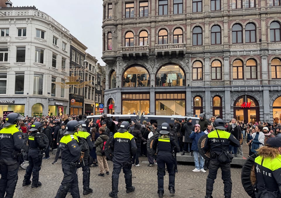 Manifestation pro-palestinienne interdite a amsterdam