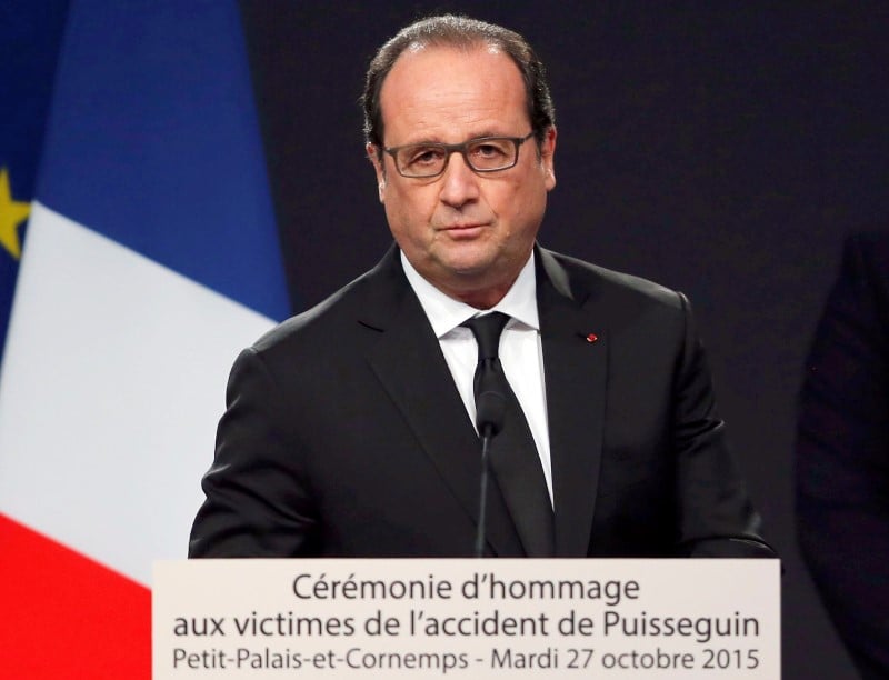 En deplacement gironde, francois hollande evoque une france “bouleversee”