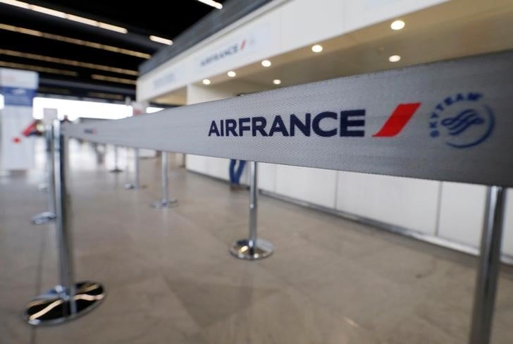 Air france: l'intersyndicale suspend son preavis de greve fin juin
