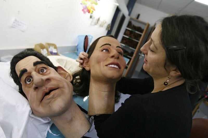 Les "guignols de l'info" voues a une retraite forcee ?