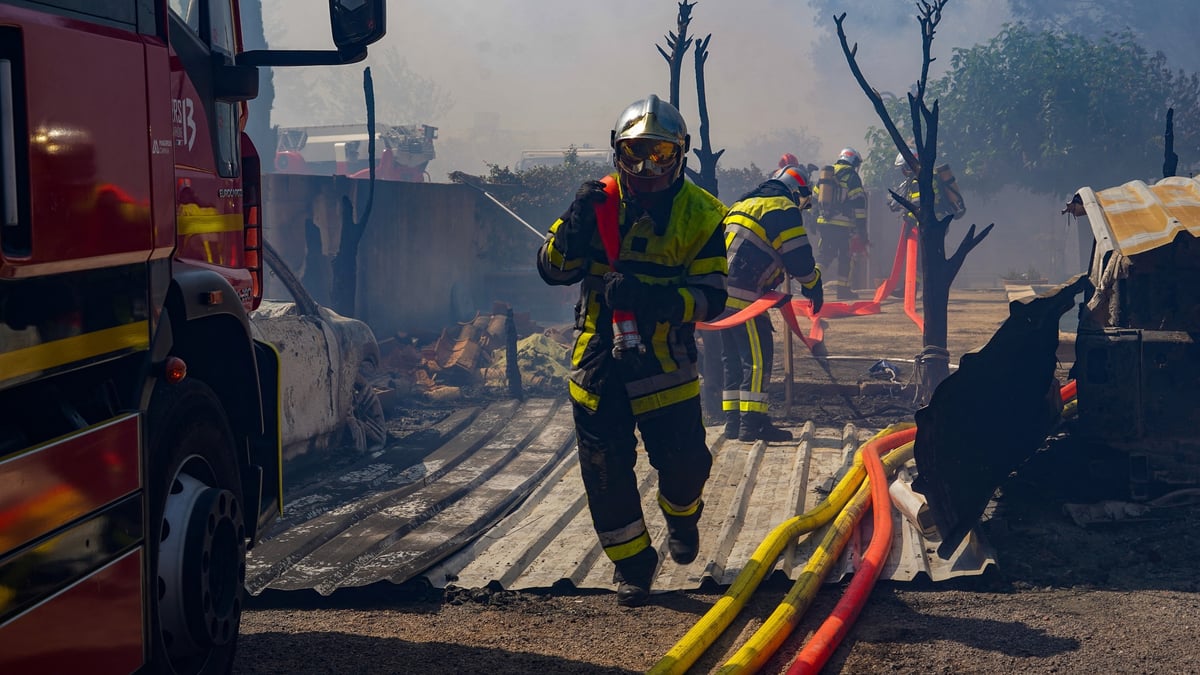 France: des incendies font rage en gironde, 1.700 hectares brules