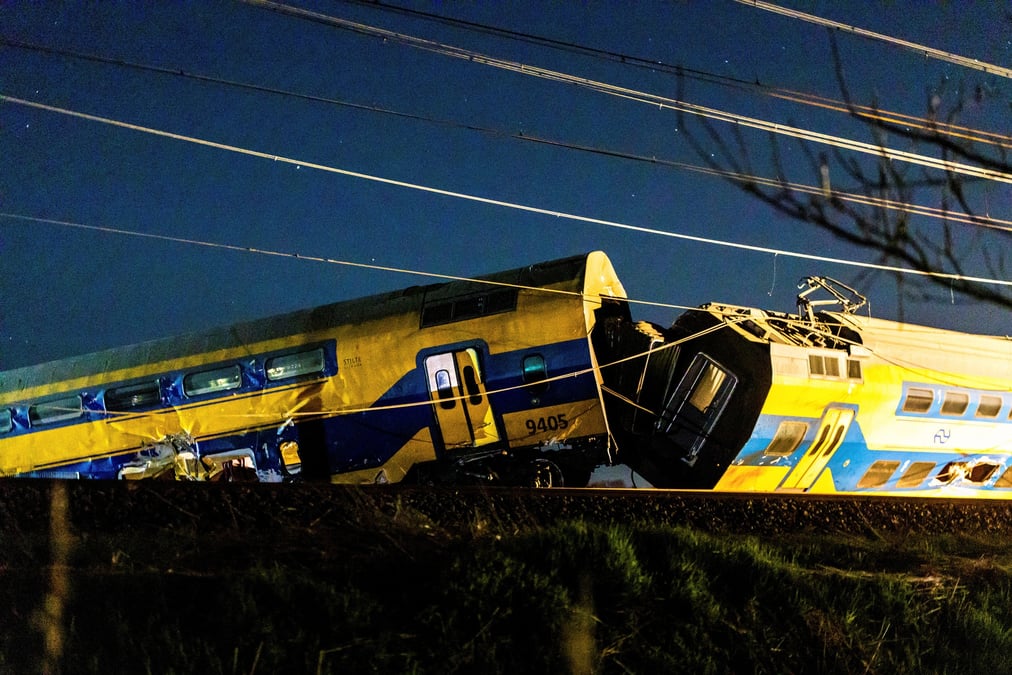 Deraillement d'un train de passagers a voorschoten (pays-bas)