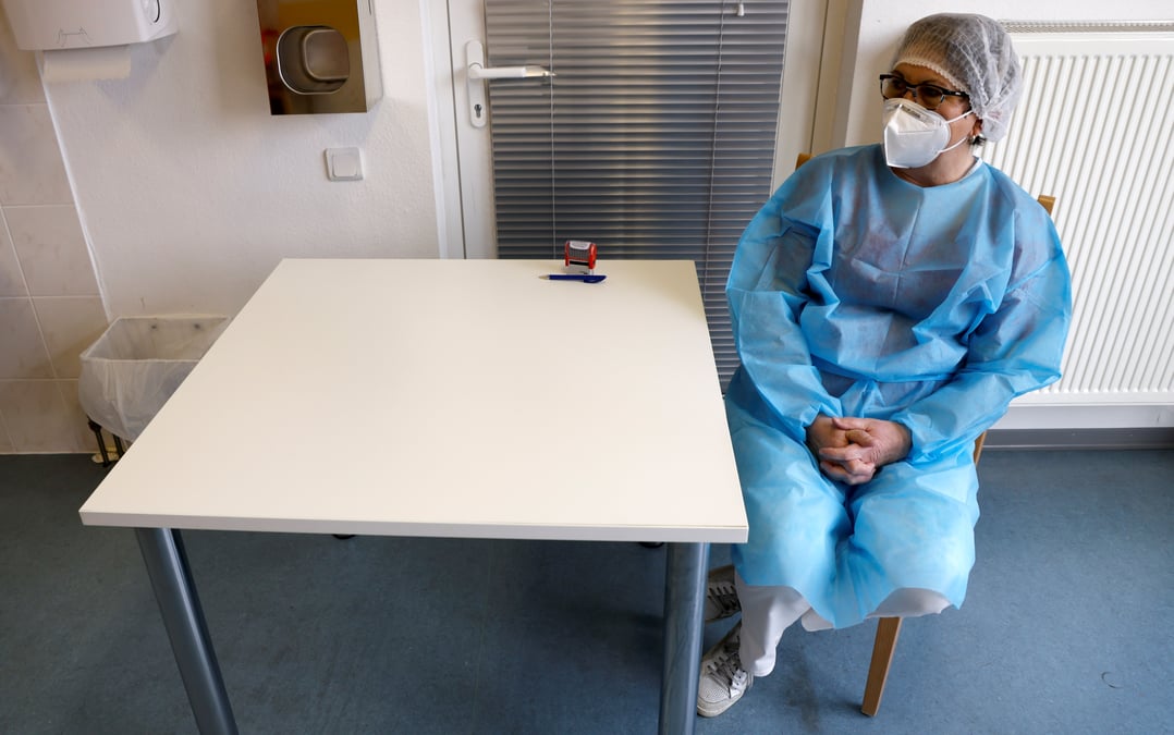 Coronavirus: pres de 12.900 nouveaux cas signales en allemagne