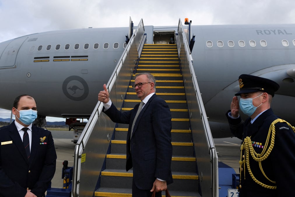 Investiture du pm australien en amont d'une reunion du "quad"