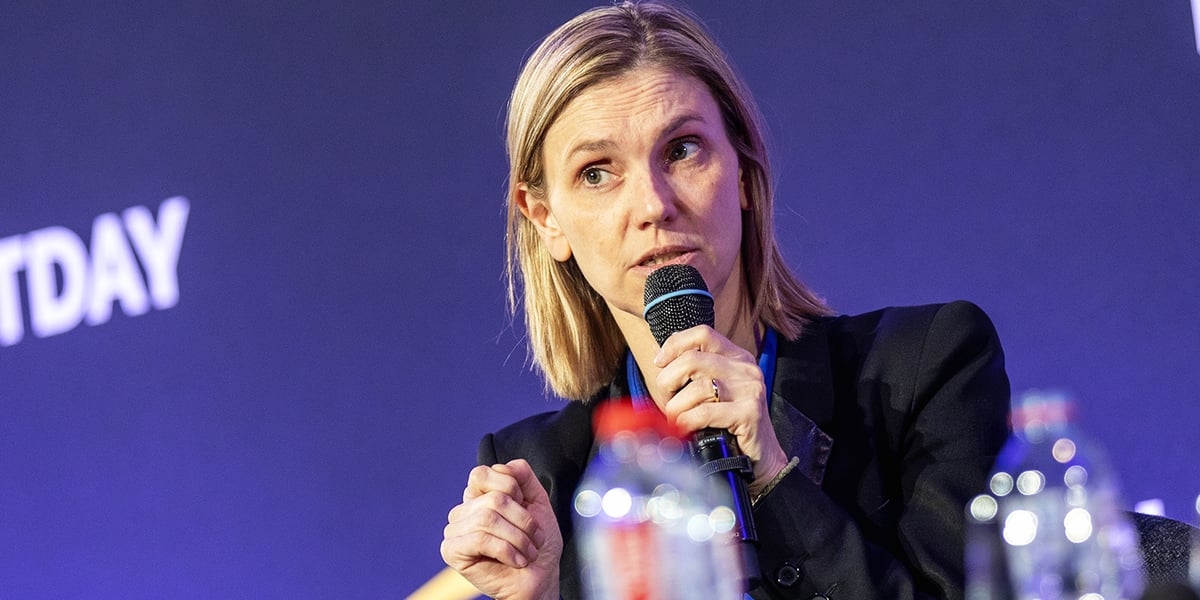 Agnès Pannier-Runacher, secrétaire d'Etat à l'Industrie et aux PME, suit l'impact de la crise du coronavirus sur l'industrie automobile française.