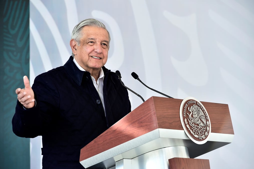 Le president mexicain annonce avoir contracte le covid-19