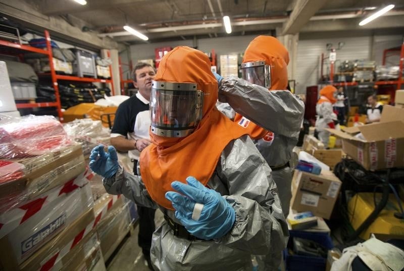 Paris débloque 20 millions d'euros pour la lutte contre Ebola